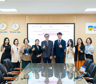 HUTECH đón tiếp và làm việc cùng đại diện Quỹ Giao lưu quốc tế Hàn Quốc (Korea Foundation)