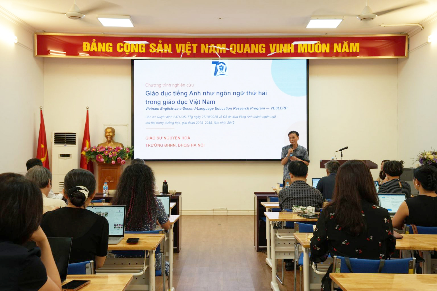 Tọa đàm về Chương trình nghiên cứu “Đưa Tiếng Anh thành ngôn ngữ thứ hai trong trường học”